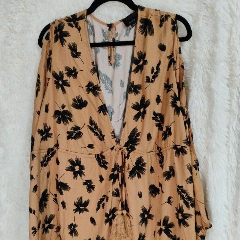 Lumiere Romper Size L NWT
